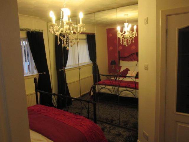 Three Bridges Bed & Breakfast Rosyth Room photo